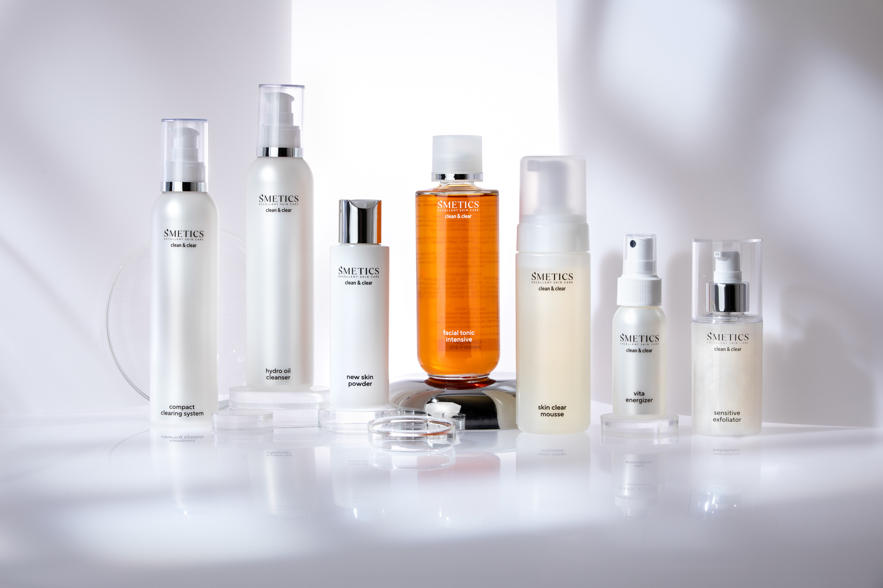 clean & clear Reinigung von S’METICS clean & clear skincare products by S’METICS, including cleanser, toner, mousse, exfoliator, and moisturizers